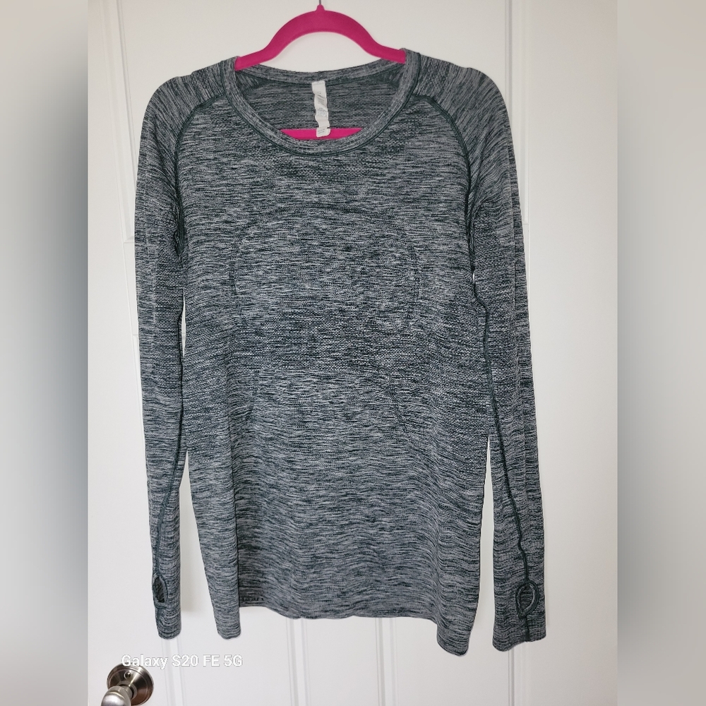 Lululemon Swiftly Long Sleeve - Picture 4 of 4